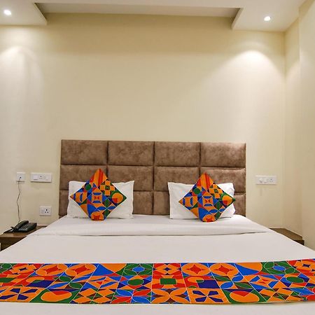 Fabhotel Prism Grand Zirakpur Eksteriør billede